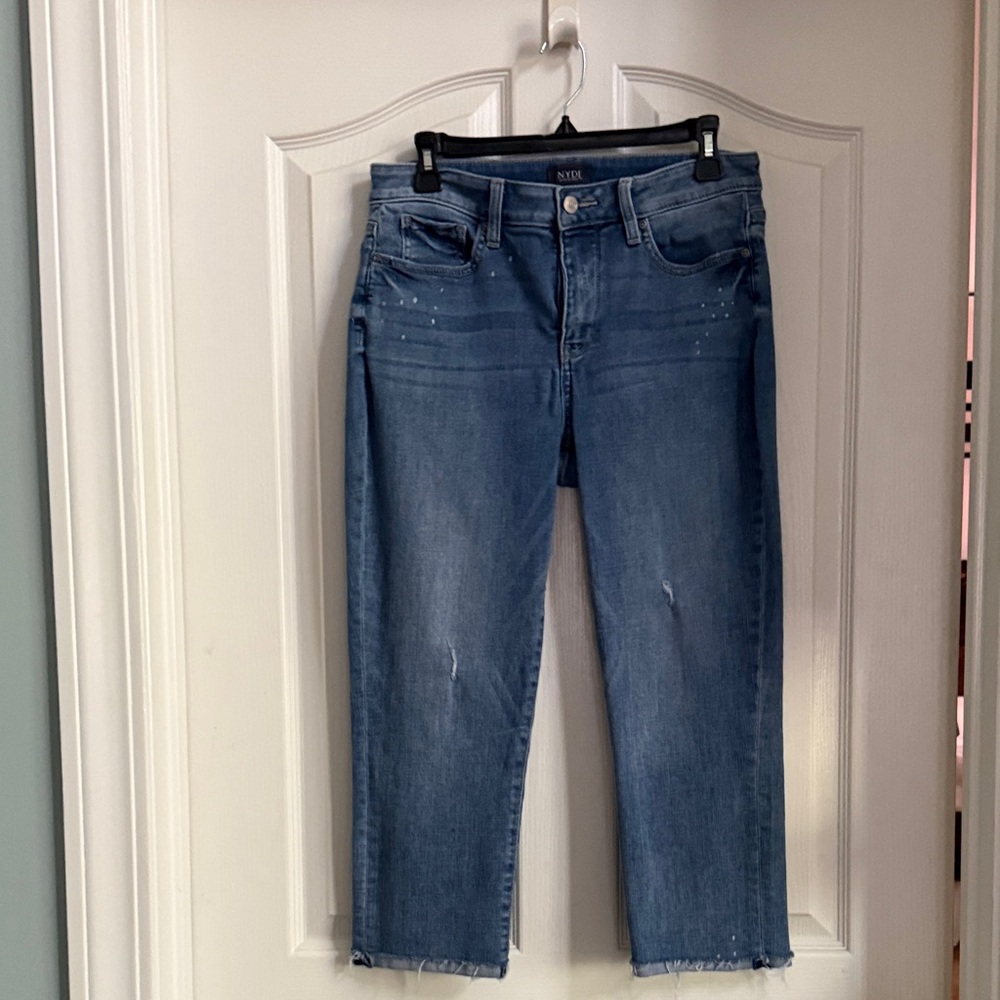 NYDJ Chloe Mid-Blue Capris Straight Jeans with Frayed Hem